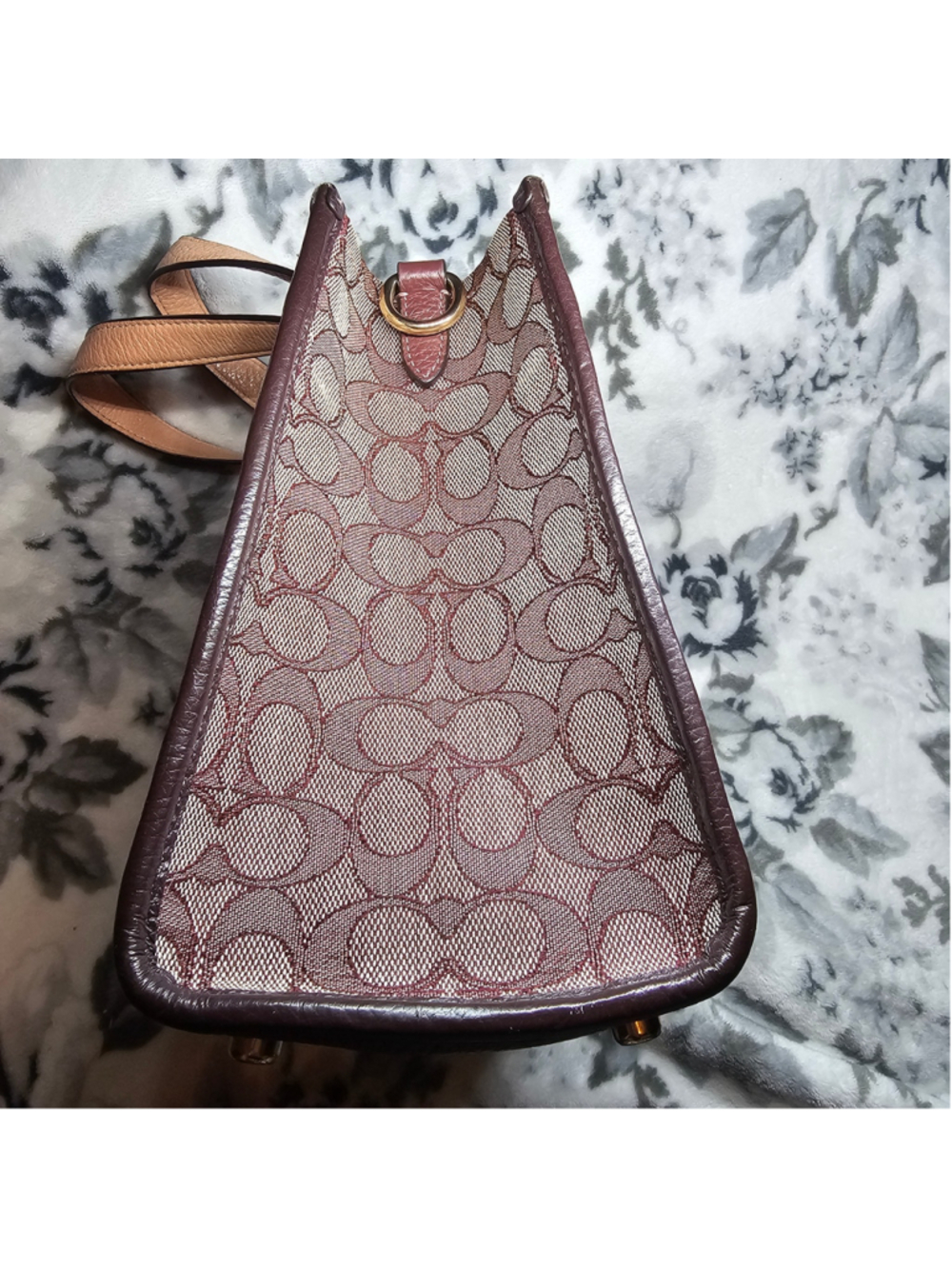 Burgundy 29Coach Dempsey Tote 22 in Signature Jacquard with Stripe & Patch - Picture 11 of 12